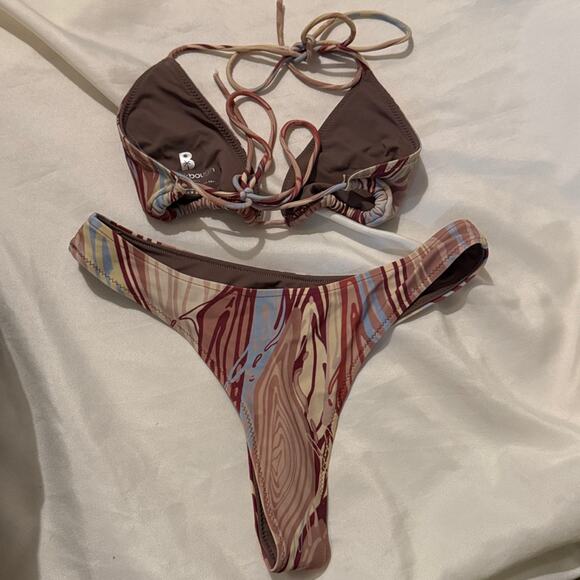 Blackbough Swim Bikini Chloe Top & Martini Bottoms in Marble Melt size S/M - Picture 5 of 8